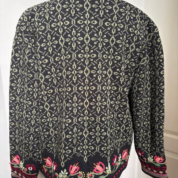 Carson Size M Black Green Embroidered Floral Ribbon Full Zip Jacket Cardigan - Picture 4 of 10